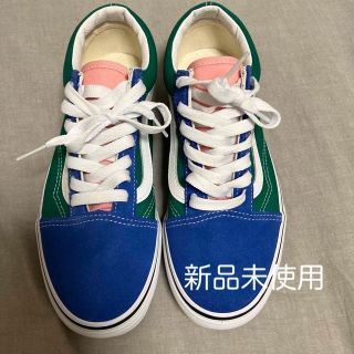 ヴァンズ(VANS)の新品未使用　バンズ　スニーカー　23.5センチ(スニーカー)