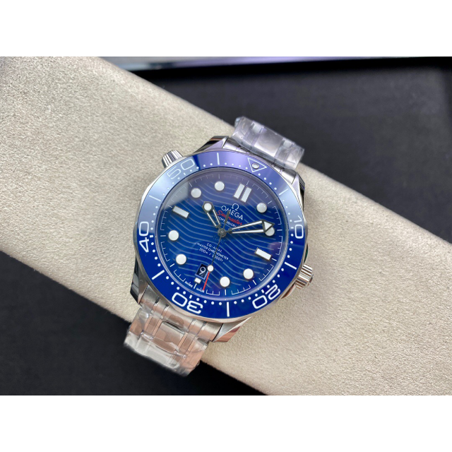 日本最大級 OMEGA オメガ シーマスターダイバー300m 青文字盤 腕時計(アナログ)