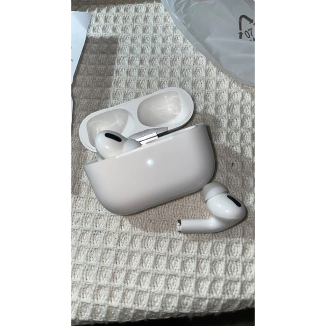 Apple(アップル)の［人気］ワイヤレスイヤホン AirPods Proに負けない 高品質 スマホ/家電/カメラのオーディオ機器(ヘッドフォン/イヤフォン)の商品写真