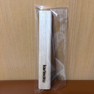 カリモクカグ(カリモク家具)のカリモク　karimoku   木製マグネット(ノベルティグッズ)