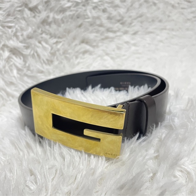 Gucci - 美品 レザーベルト グッチ Gバックル ゴールド 金 ブラウン 黒