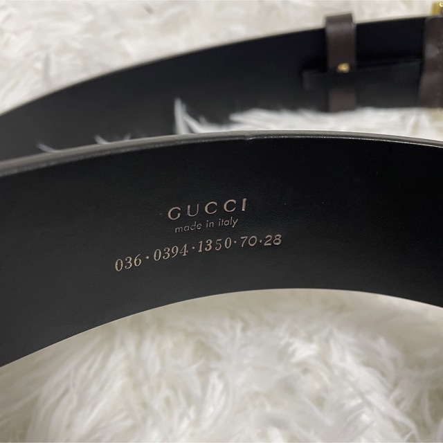 Gucci(グッチ)の美品 レザーベルト グッチ Gバックル ゴールド 金 ブラウン 黒 ロゴ 本革 レディースのファッション小物(ベルト)の商品写真