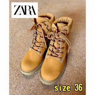 ZARA スニーカー　紐付きフラットシューズ　レースアップ　編み上げ　ハイカット(スニーカー)