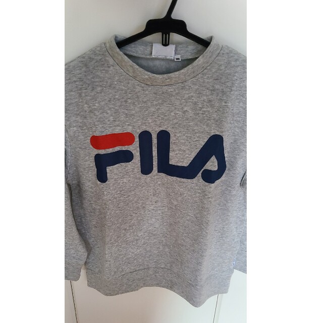 FILA(フィラ)の新品未使用送料込♫FILAフィラ トレーナー 140cm キッズ/ベビー/マタニティのキッズ服男の子用(90cm~)(その他)の商品写真