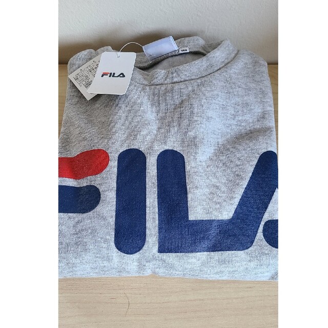 FILA(フィラ)の新品未使用送料込♫FILAフィラ トレーナー 140cm キッズ/ベビー/マタニティのキッズ服男の子用(90cm~)(その他)の商品写真