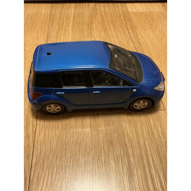 トヨタ - 1/24 トヨタ イスト ist カラーサンプルミニカー ブルーの