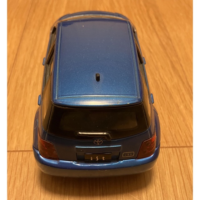 トヨタ - 1/24 トヨタ イスト ist カラーサンプルミニカー ブルーの