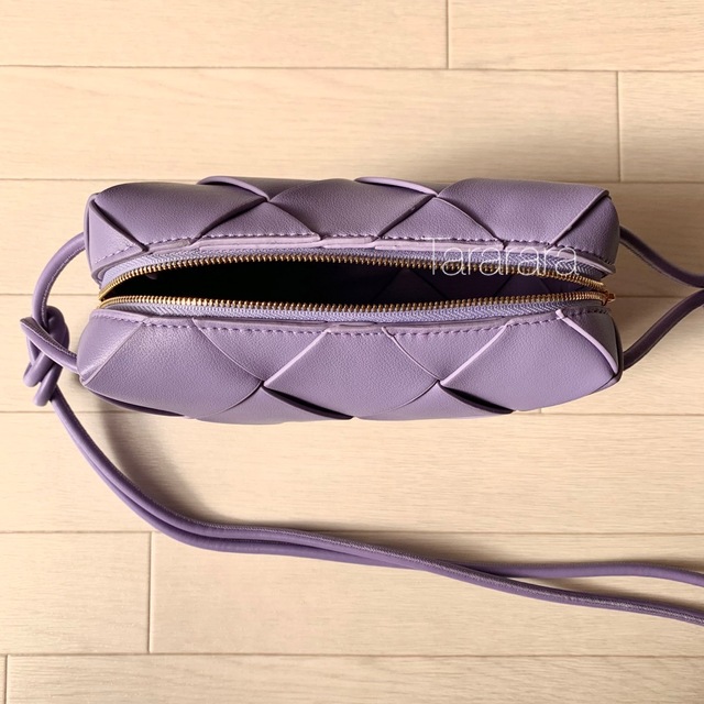 ●leather largeBraided バック PURPLE●本革 レディースのバッグ(ショルダーバッグ)の商品写真