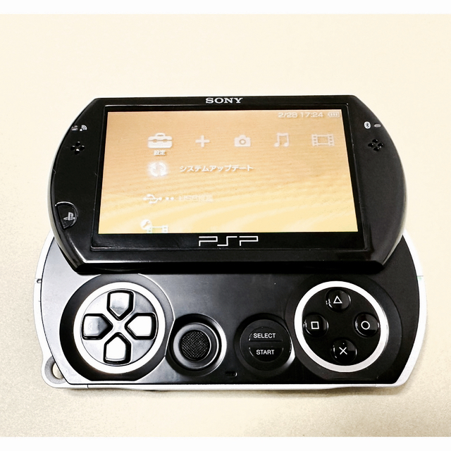 SONY - 【希少】PSP go ピアノブラック本体 専用ケース付き【美品】の