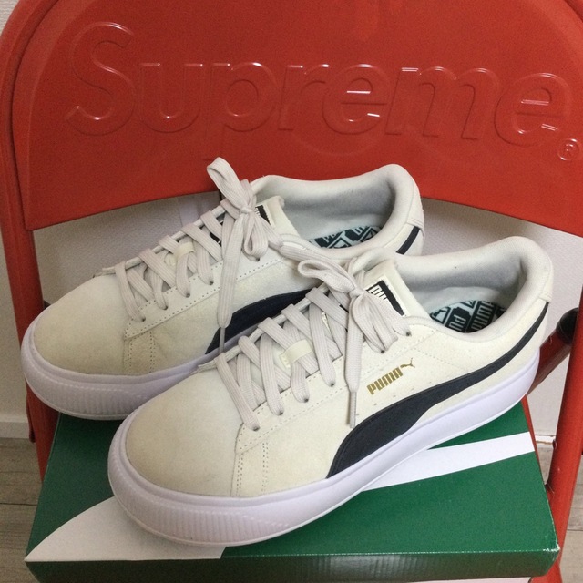 プーマ　スウェード　マユ　中古美品　27.5cm PUMA SUEDE MAYU メンズの靴/シューズ(スニーカー)の商品写真