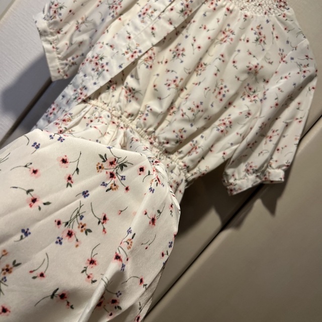 LIZ LISA doll(リズリサドール)のリズリサ　ワンピース　花柄　リボン　付き　春　夏 レディースのワンピース(ひざ丈ワンピース)の商品写真