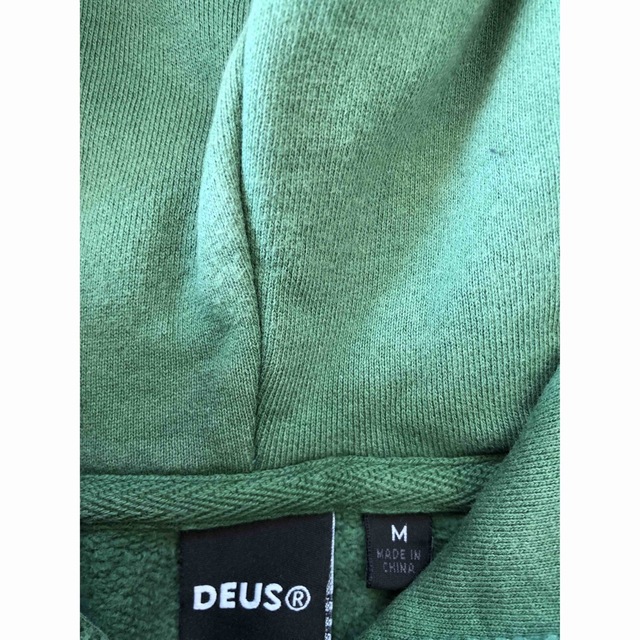 Deus ex Machina(デウスエクスマキナ)の"DEUS EX MACHINA デウスエクスマキナ"  パーカー メンズのトップス(パーカー)の商品写真