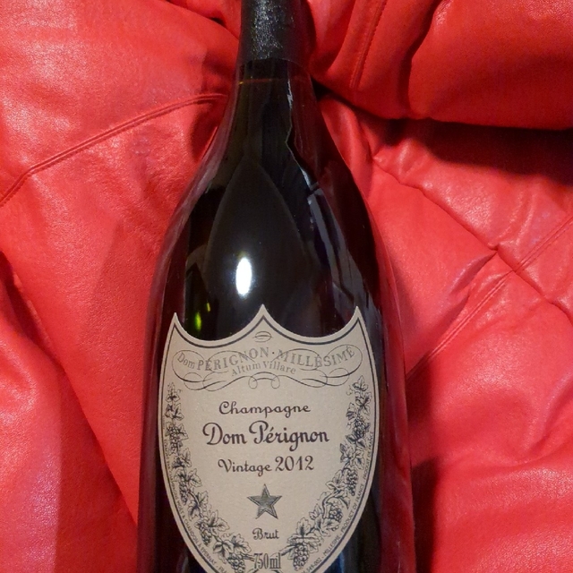 Dom Pérignon(ドンペリニヨン)のドン・ペリニヨン750ml 食品/飲料/酒の酒(シャンパン/スパークリングワイン)の商品写真