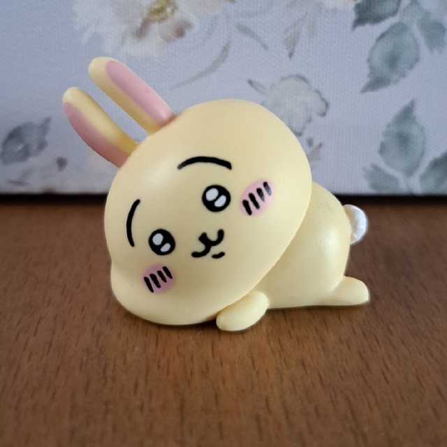 ちいかわ - 新品☆ちいかわ【うさぎ】寝そべり フィギュアの通販 ちいかわ - 新品☆ちいかわ【うさぎ】寝そべり フィギュアの通販