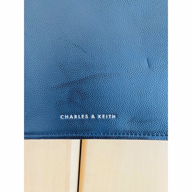 未使用 CHARLES&KEITH チャールズアンドキース ショルダーバッグ 3
