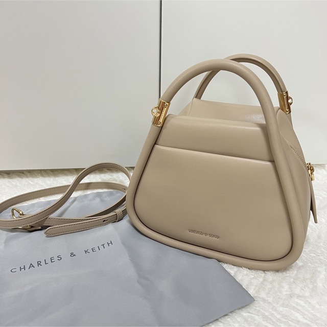 美品　Charles\u0026Keith ジオメトリック トートバッグ