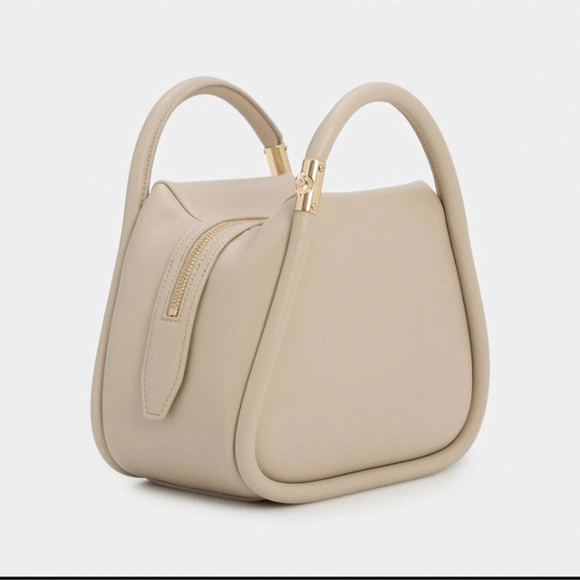 Charles and Keith(チャールズアンドキース)のCHARLES&KEITH Lara ラーラ ジオメトリックトートバッグ レディースのバッグ(ハンドバッグ)の商品写真