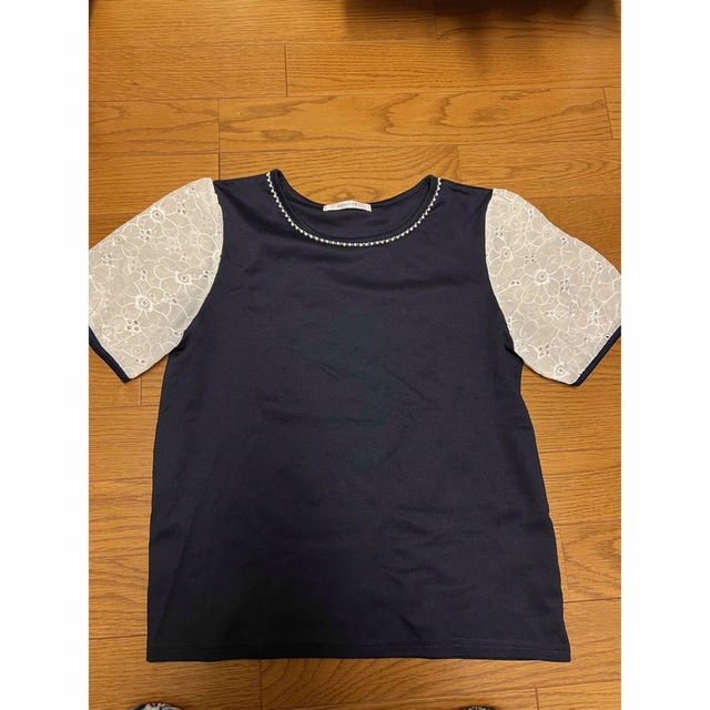 amelier MAJESTIC LEGON(アメリエルマジェスティックレゴン)のネイビー　半袖　Tシャツ　レース レディースのトップス(Tシャツ(半袖/袖なし))の商品写真