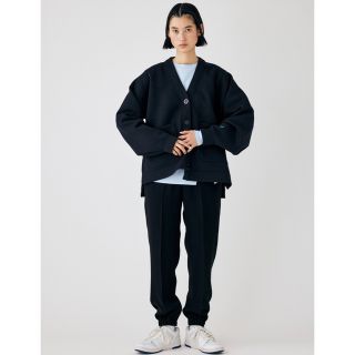 エンフォルド(ENFOLD)のcenter-press track pants nagonstans(カジュアルパンツ)