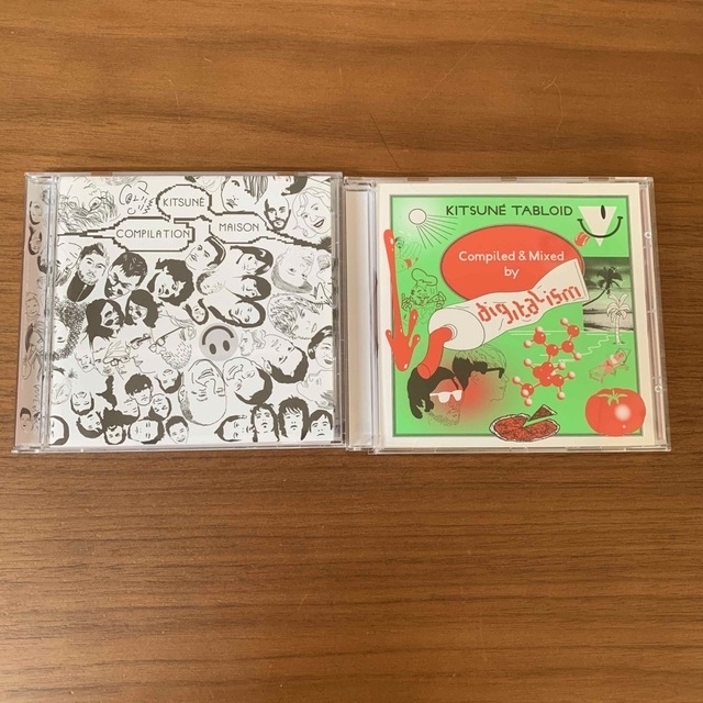 MAISON KITSUNE'(メゾンキツネ)のKITUNE MAISON COMPLATION 2枚セット エンタメ/ホビーのCD(ポップス/ロック(洋楽))の商品写真