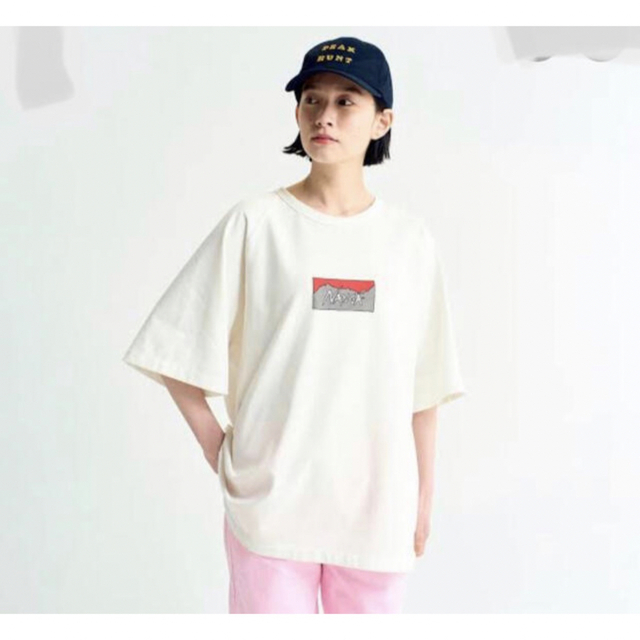 NANGA(ナンガ)のNANGA ナンガ ウシオダヒロアキ  ハンドペイントロゴティー メンズのトップス(Tシャツ/カットソー(半袖/袖なし))の商品写真