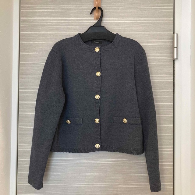 公式通販ショップ タグ付 anuans オリジナルボタンノーカラーニット 公式通販ショップ タグ付 anuans オリジナルボタンノーカラーニット