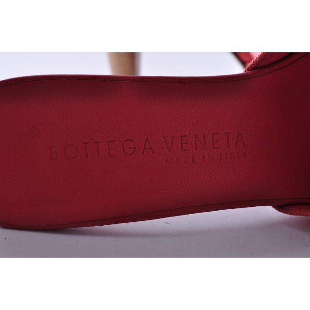 Bottega Veneta(ボッテガヴェネタ)のBottega Veneta　ボッテガヴェネタ　靴　サンダル　サーモンピンク レディースの靴/シューズ(サンダル)の商品写真