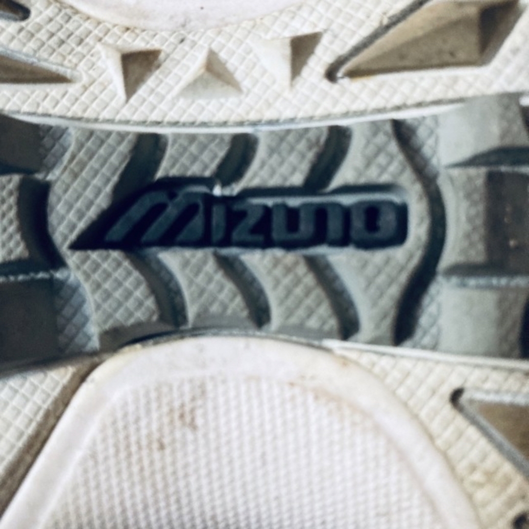 MIZUNO(ミズノ)の【MIZUNO】ミズノ スポーツシューズにも！23.5㎝程度 スポーツ/アウトドアのゴルフ(シューズ)の商品写真