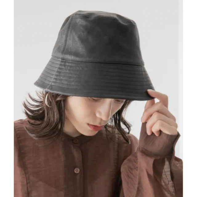 LOWRYS FARM(ローリーズファーム)の【LOWRYS FARM】バケットハット　レザー レディースの帽子(ハット)の商品写真