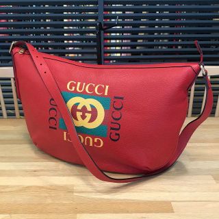 グッチ(Gucci)の新品未使用 グッチ ハーフムーン ホーボーバッグ レッド 斜め掛けショルダー 赤(ショルダーバッグ)