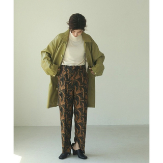 トゥデイフル(TODAYFUL)のTODAYFUL Jacquard Slit Trousers(カジュアルパンツ)