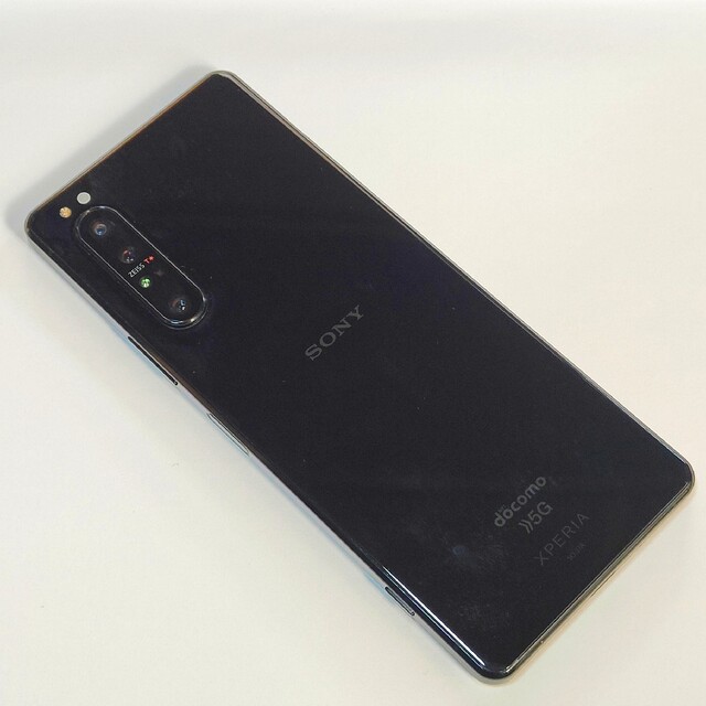 SONY(ソニー)のXperia 1 II 128 GB SIMフリー SO-51A ブラック スマホ/家電/カメラのスマートフォン/携帯電話(スマートフォン本体)の商品写真