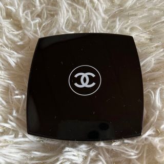 シャネル(CHANEL)のシャネル プードゥル ルミエール　10アイヴォリーゴールド(フェイスパウダー)