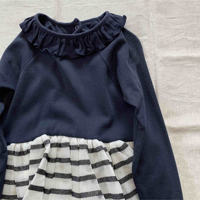 PETIT BATEAU(プチバトー)のプチバトー　ラメボーダーチュールワンピース　未使用 キッズ/ベビー/マタニティのキッズ服女の子用(90cm~)(ワンピース)の商品写真