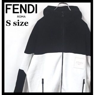 FENDI フェンディ パーカー 19年 ズッカロゴ  フーディー 48サイズ