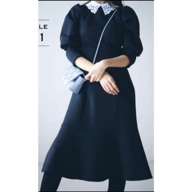 JUSGLITTY レース襟付きワンピース