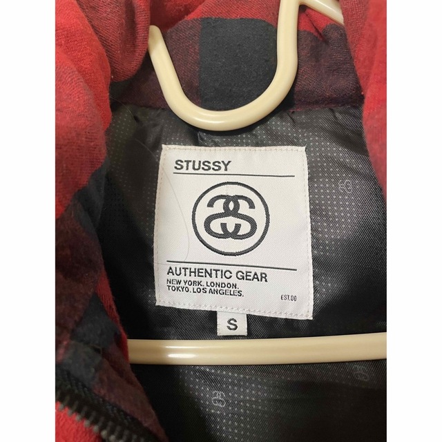 STUSSY(ステューシー)のSTUSSY ダウンベスト　美品 メンズのジャケット/アウター(ダウンベスト)の商品写真