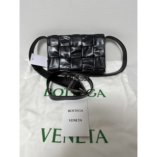 ボッテガヴェネタ(Bottega Veneta)のブラック新品未使用 BOTTEGA VENETA スモール カセット ショルダー(ショルダーバッグ)