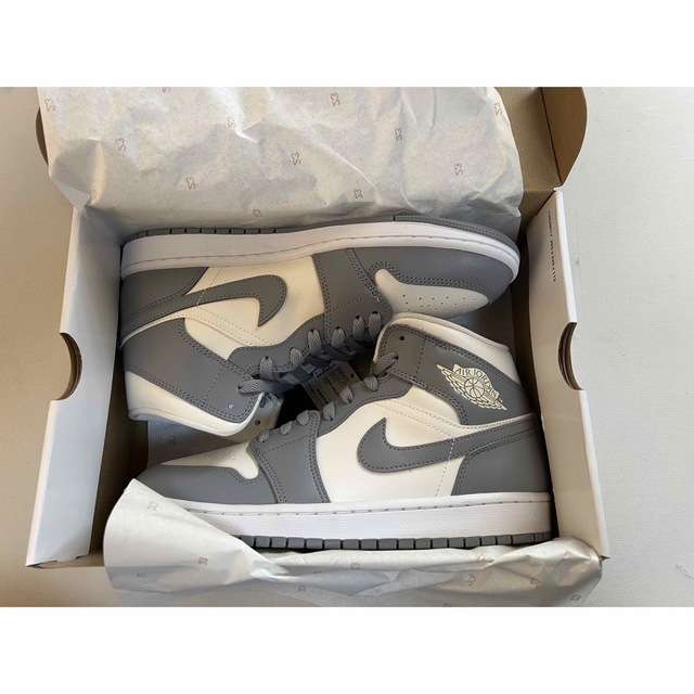 Nike WMNS Air Jordan 1 Mid "Grey/Sail"