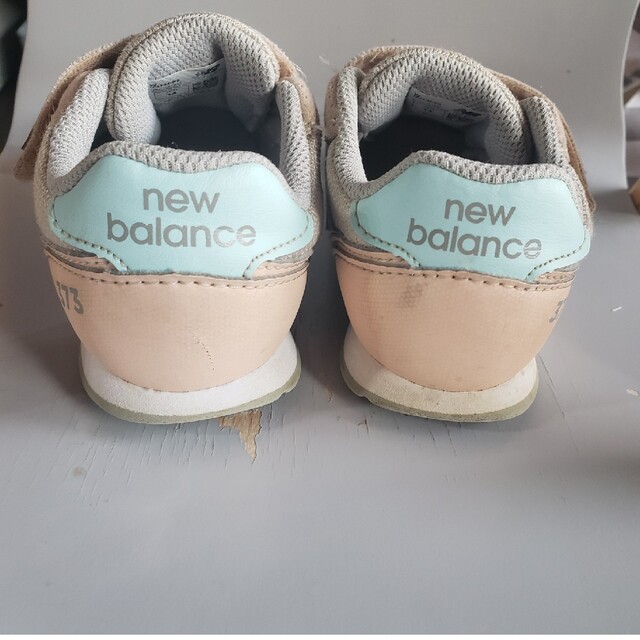 New Balance(ニューバランス)のニューバランスnew balance　くすみピンク　14cm キッズ/ベビー/マタニティのベビー靴/シューズ(~14cm)(スニーカー)の商品写真