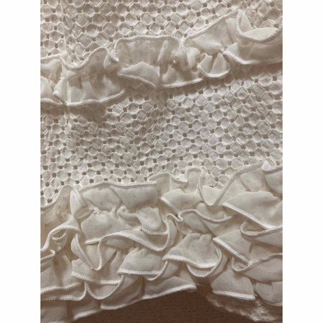 未使用タグ付きギャラリービスコンティの花刺繍の可愛いスカート◇サイズ３