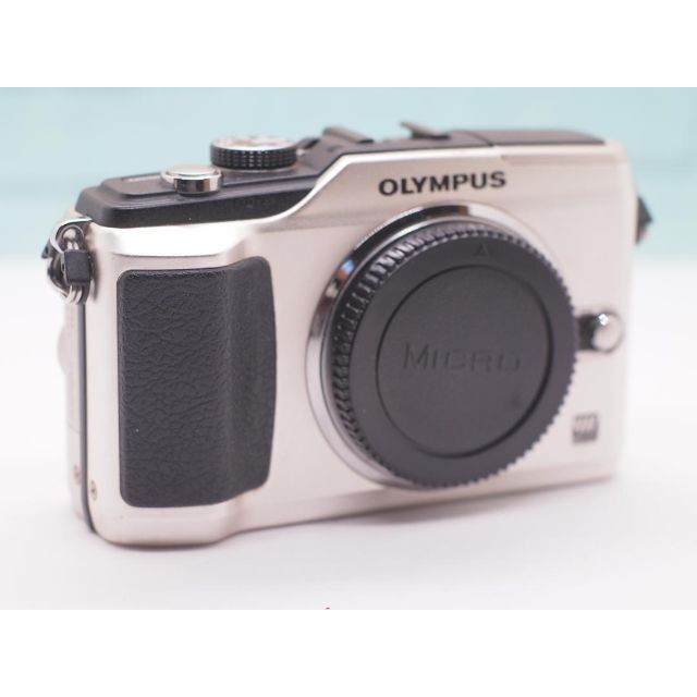 OLYMPUS(オリンパス)の❤️オリンパス ペン E-PL2❤️ シルバー ボディ のみ スマホ/家電/カメラのカメラ(ミラーレス一眼)の商品写真