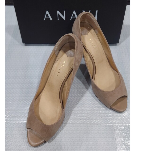 ANAYI(アナイ)のアナイ スエードパンプス チャンキーヒールパンプス サンダル ハイヒール レディースの靴/シューズ(ハイヒール/パンプス)の商品写真