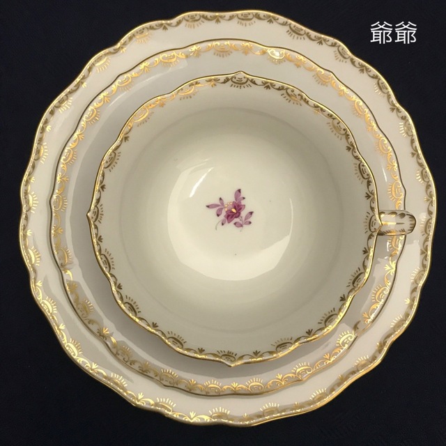 MEISSEN(マイセン)の☆御専用　マイセン／シノワズリ 柿右衛門 サーヴィス「東洋の花／昆虫と蝶」21点 インテリア/住まい/日用品のキッチン/食器(食器)の商品写真