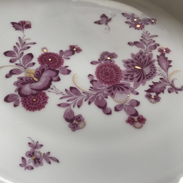 MEISSEN(マイセン)の☆御専用　マイセン／シノワズリ 柿右衛門 大皿 ２枚「東洋の花／蝶と昆虫」 インテリア/住まい/日用品のキッチン/食器(食器)の商品写真