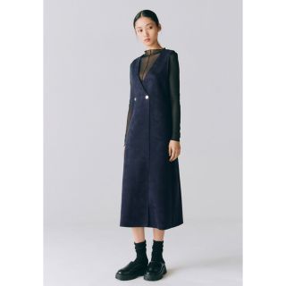 ザラ(ZARA)のzara ザラ⭐︎今期新作⭐︎フェイクスエードワンピース　ネイビー　S(ひざ丈ワンピース)