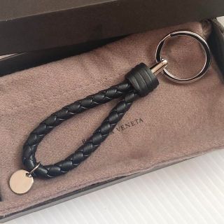 ふるさと納税 ボッテガヴェネタ キーリング イントレチャート シルバー