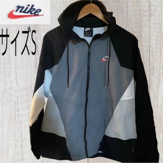 【希少カラー】ナイキ 筆記体刺繍ロゴ入りナイロンジャケット 即完売モデル