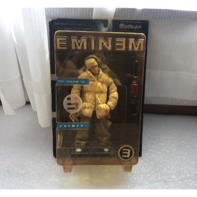 フィギュアエミネム　フィギュア　eminem