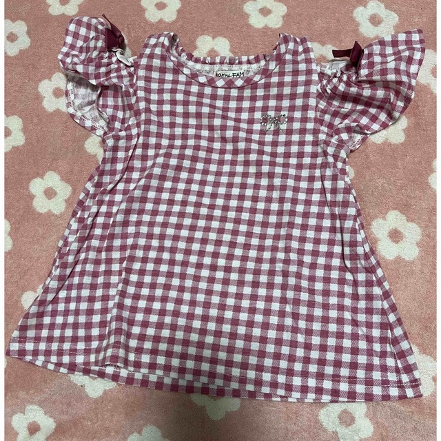 anyFAM(エニィファム)のエニィファム オフショルダーTシャツ 100 キッズ/ベビー/マタニティのキッズ服女の子用(90cm~)(Tシャツ/カットソー)の商品写真